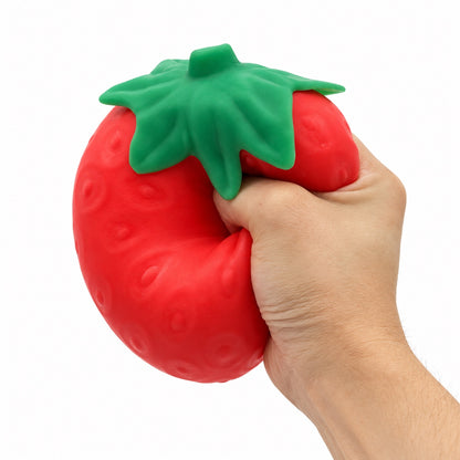 Kæmpe jordbær squishy bliver klemt