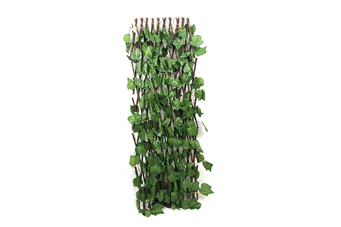 Espalier med kunstig plante